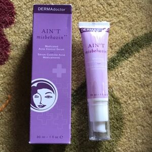 Dermadoctor ain’t misbehaving acne control serum